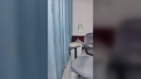 Snapshot of baomi2025 chatting on December 2025 12:59:02 AM baimi online show from December 2025 12:59:02 AM