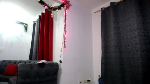 Snapshot of barbaraferrer69 chatting on December 2024 07:16:01 AM BARBARA FERRER online show from December 2024 07:16:01 AM