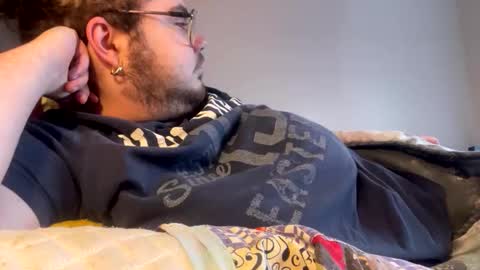 bearmoon820430 online show from December 2025 04:46:02 PM