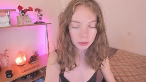 Snapshot of beautyeliise chatting on October 2025 09:06:02 AM Eliise online show from October 2025 09:06:02 AM