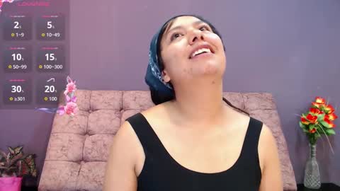 Snapshot of becky__huston chatting on November 2025 01:32:02 PM Becky online show from November 2025 01:32:02 PM