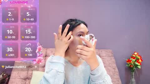 Snapshot of becky__huston chatting on November 2025 04:12:02 AM Becky online show from November 2025 04:12:02 AM