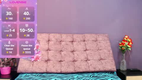 Snapshot of becky__huston chatting on December 2025 02:34:01 PM Becky online show from December 2025 02:34:01 PM