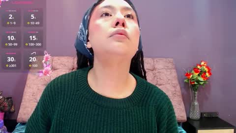 Snapshot of becky__huston chatting on December 2025 01:30:01 PM Becky online show from December 2025 01:30:01 PM