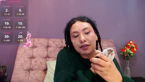 Snapshot of becky__huston chatting on December 2025 04:32:01 AM Becky online show from December 2025 04:32:01 AM