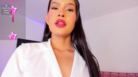 Bela online show from September 2025 01:24:02 PM