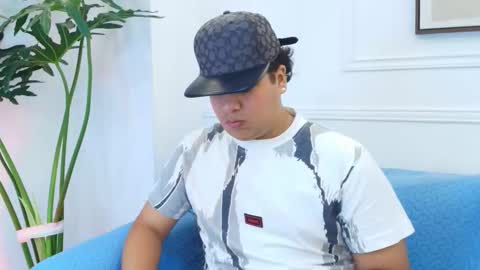 bennett_alejoo online show from December 2025 06:25:02 PM