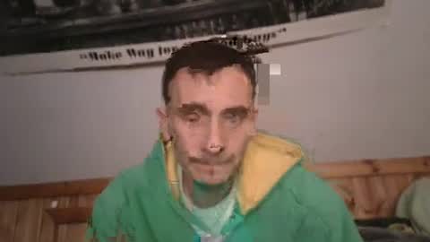 Snapshot of bennymn chatting on January 2025 04:07:01 AM benny and innocentvixon online show from January 2025 04:07:01 AM