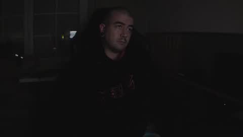 Snapshot of berto3389 chatting on November 2025 02:25:01 AM berto3389 online show from November 2025 02:25:01 AM