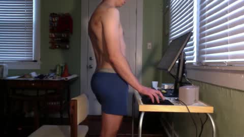 best_triam online show from February 2025 10:00:01 PM