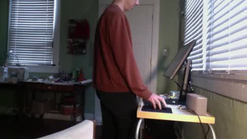 best_triam online show from February 2025 07:49:02 PM