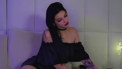 Snapshot of beverlyyork chatting on November 2025 07:27:01 AM Beverly online show from November 2025 07:27:01 AM