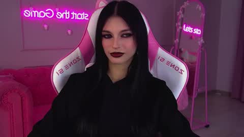 Snapshot of beverlyyork chatting on December 2025 06:55:02 AM Beverly online show from December 2025 06:55:02 AM