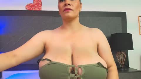 Tell me Sophia  online show from December 2024 08:18:01 PM