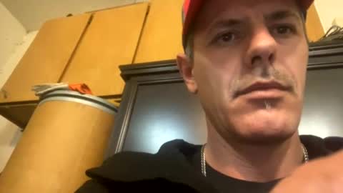 Snapshot of biggymemo69 chatting on December 2024 11:42:02 PM biggymemo69 online show from December 2024 11:42:02 PM