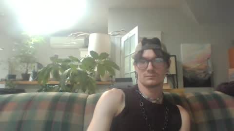 Snapshot of birdieboy808 chatting on September 2025 07:39:01 PM birdieboy808 online show from September 2025 07:39:01 PM