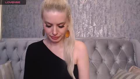 Helen online show from January 2025 01:04:01 AM