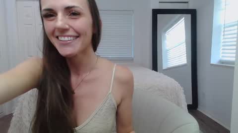 Sarah Zee online show from December 2024 06:17:01 PM