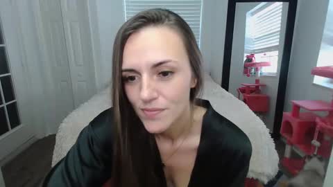 Sarah Zee online show from January 2025 06:20:02 PM