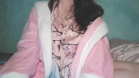 Snapshot of blueeyes40ddds chatting on February 2025 02:37:01 PM BlueEyes40DDDs online show from February 2025 02:37:01 PM