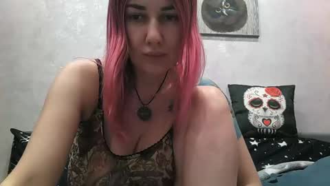 Snapshot of bluexowl chatting on March 2025 08:56:01 PM BlueXOwl online show from March 2025 08:56:01 PM