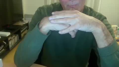 Snapshot of bogus25 chatting on December 2025 11:00:01 PM bogus25 online show from December 2025 11:00:01 PM