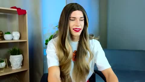 Snapshot of branda_kelly chatting on November 2025 01:18:02 PM Branda online show from November 2025 01:18:02 PM