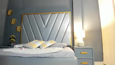 Brenda Time Schedule 0600 - 1400 GMT-5 online show from November 2025 10:57:02 AM