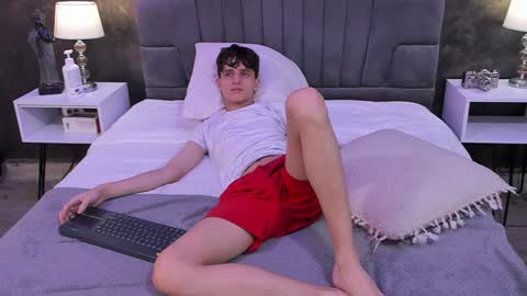 Bruce Hans online show from January 2025 11:43:02 AM
