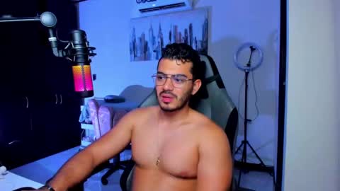 Snapshot of bruno_diaz31 chatting on October 2025 04:20:01 AM Bruno online show from October 2025 04:20:01 AM