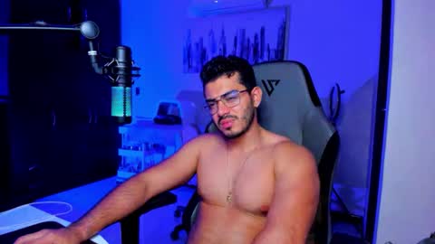 Snapshot of bruno_diaz31 chatting on November 2025 04:25:02 AM Bruno online show from November 2025 04:25:02 AM