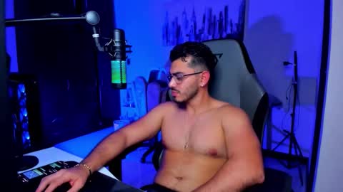 Snapshot of bruno_diaz31 chatting on November 2025 05:00:02 AM Bruno online show from November 2025 05:00:02 AM