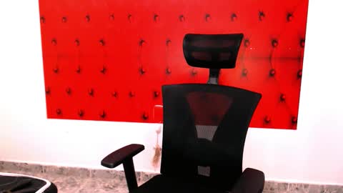 Branyt online show from November 2025 04:27:01 AM