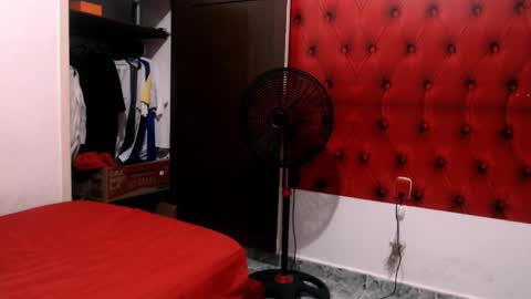 Branyt online show from December 2025 03:24:01 AM