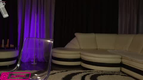 Snapshot of bubble__gum_ chatting on February 2025 01:57:02 AM Bubble gum online show from February 2025 01:57:02 AM