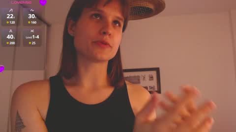 Snapshot of buckwheat_queen chatting on December 2024 10:41:01 PM Mira online show from December 2024 10:41:01 PM