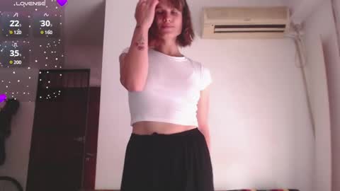 Snapshot of buckwheat_queen chatting on March 2025 06:33:01 PM Mira online show from March 2025 06:33:01 PM