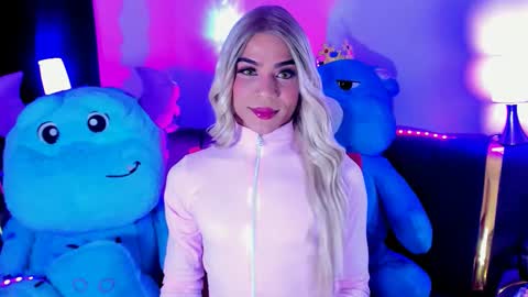 camelyharrper1 online show from October 2025 03:05:02 AM