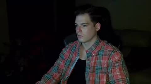 Snapshot of camerondt chatting on January 2025 01:07:02 AM camerondt online show from January 2025 01:07:02 AM