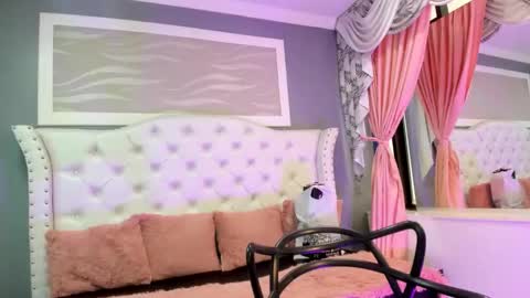 Snapshot of camila_ortiz__ chatting on September 2025 07:37:02 PM Camila online show from September 2025 07:37:02 PM