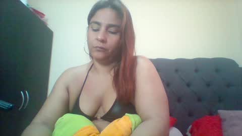 Camila Browm online show from February 2025 01:46:01 PM