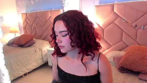 Camila  online show from December 2024 06:27:02 PM