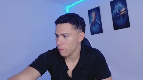 camilo_roau_ online show from September 2025 01:40:02 AM