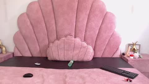 Snapshot of candy_bony chatting on January 2025 06:02:01 PM candy_bony online show from January 2025 06:02:01 PM