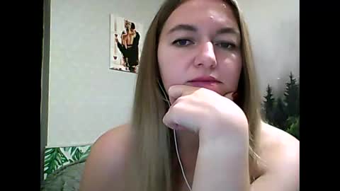 Snapshot of candyolime chatting on October 2025 09:45:01 PM Daisy online show from October 2025 09:45:01 PM