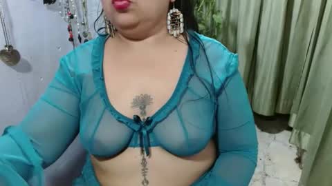 Snapshot of canelacollins chatting on December 2025 03:59:02 AM CanelaCollins online show from December 2025 03:59:02 AM