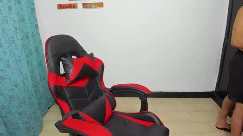 jones online show from December 2025 02:18:01 AM