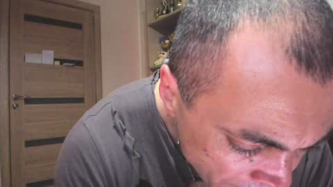 Laz online show from January 2025 10:12:01 PM