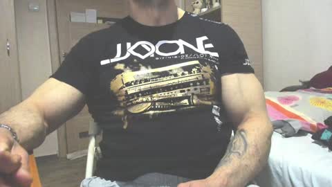 Laz online show from January 2025 11:23:01 PM