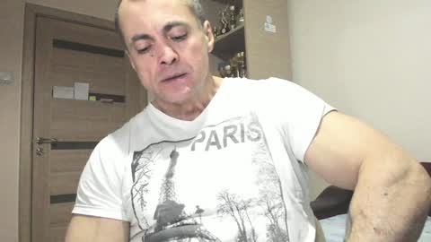 Laz online show from February 2025 10:13:01 PM